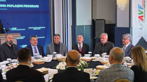 Bakan Tekin, Muharrem Ayı Oruç Açma Programına Katıldı