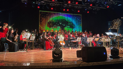 Musa Göçmen Senfoni Orkestrası'ndan "Hayat Ağacı - Terek" gösterisi