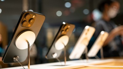 Çin'e bir darbe de Apple'dan