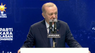 Cumhurbaşkanı Erdoğan kongre konuşmasını otel yangınından dolayı kısa tuttu: '' Sizlere uzun uzun seslenmek isterdim ama acımız büyük!''