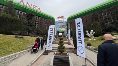 Doğa tutkunları Ankara'daki kamp, karavan ve doğa sporları fuarına akın ediyor