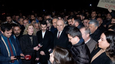 CHP’den YÖK önünde İmamoğlu'nun diploması için protesto