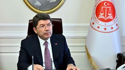 Adalet Bakanı Yılmaz Tunç: "Şimdi hedefimiz yeni demokratik bir anayasa"