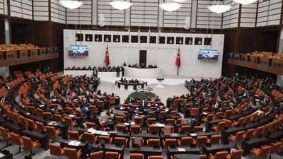 TBMM'de gündem yoğun! Özel'in boykot listesi Meclis'te kriz yarattı!