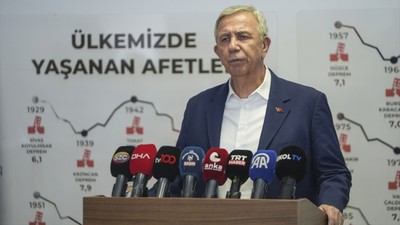 Mansur Yavaş, Afet Eğitim ve Lojistik Merkezi'ni ziyaret etti