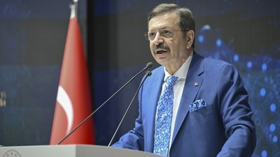 TOBB Başkanı Hisarcıklıoğlu, Türkiye'de e-Ticaretin Görünümü Raporu'nun Tanıtımında Konuştu