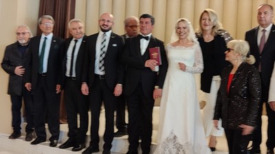 Önemli günde, önemli nikah