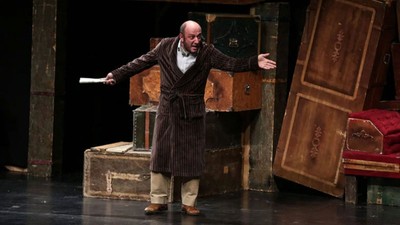Moliere’in ‘Cimri’si Serkan Keskinle hayat buluyor
