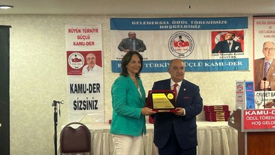 CHP’li Aliye Timisi Ersever’e “Yılın Milletvekili” ödülü