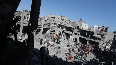İsrail Gazze’de katliamı sürdürüyor: Can kaybı 55 bine yaklaştı