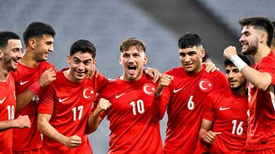 Ümit Milliler, Arnavutluk karşısında Semih Kılıçsoy ile güldü