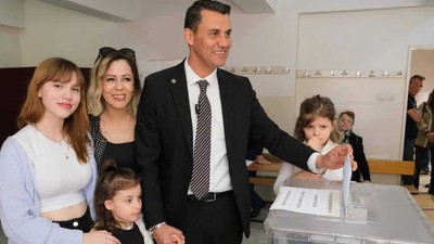 Ferdi Zeyrek elektrik kazası sonrası yoğun bakımda! Kızı Nehir Zeyrek’ten "İhmal" iddiası