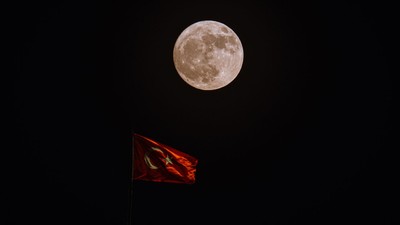 Ankara'da dolunay manzarası büyüledi