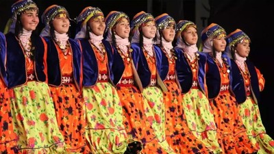 Mamak Belediyesinden kültürel adım! Minikler için halk oyunları kursu başladı