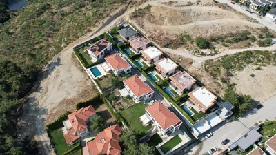 Manisa Büyükşehir Belediye Başkanı Ferdi Zeyrek’in ölümüne ilişkin soruşturmada 2 kişi gözaltına alındı