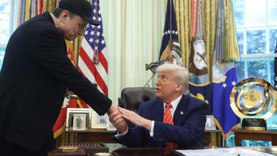 Elon Musk özür diledi, Trump "samimiyetle" kabul etti