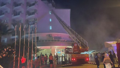 Alanya'daki otelde korkutan yangın