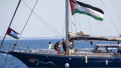 İsrail, Gazze'ye yardım götüren Madleen gemisindeki Türk aktivistleri sınır dışı etti