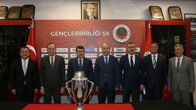 Ankara Valisi Vasip Şahin’den Gençlerbirliği’ne tebrik ziyareti