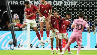FIFA Kulüpler Dünya Kupası’nda santrayı Messi yaptı