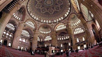Ezan neden Türkçe okundu? Ezan hangi dönemde Türkçeye çevrildi? Ezan tartışmalarının tarihçesi!