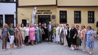 Odunpazarı Belediyesi’nde ‘Yıl Sonu Çini Sergisi’ ziyarete açıldı
