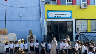 Kalecik Belediyesi'nden anlamlı hediye: “Karneni getir, kitabını ve sinema biletini götür”