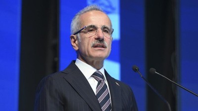 Bakan Uraloğlu: Denizlerde şu an için sıcak bir çatışma söz konusu değil"