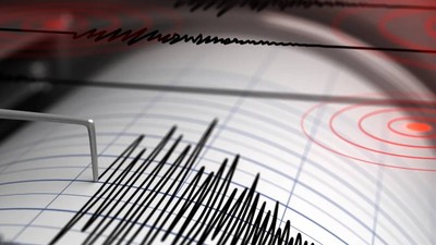 Şiddetli deprem 4 ilimizde de hissedildi