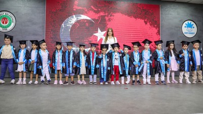 Etimesgut Belediyesi kreşlerinde mezuniyet coşkusu