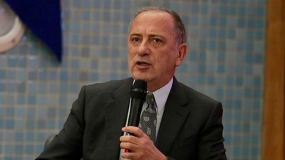 Gazeteci Fatih Altaylı tutuklandı