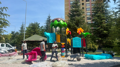 Ankara'da temizlik ve bakım mesaisi sürüyor! Üç ilçede belediye ekipleri sahada