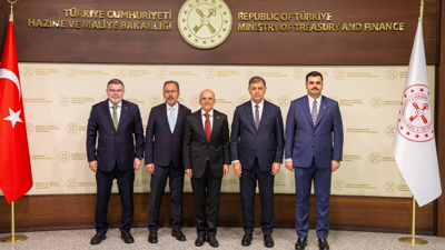 İzmir’in dev projeleri için Ankara’da kritik görüşme