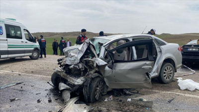 Başkent'te trafik kazalarının ardı arkası kesilmiyor! Yaralılar var