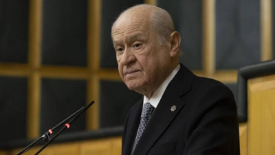Bahçeli’den belediye soruşturmaları için net mesaj! "Davalardan süratle kurtulmak gerekiyor"