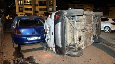 Karabük'te 3 kişinin yaralandığı zincirleme kaza meydana geldi
