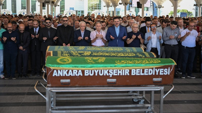 İranlı Sanatçı Yakup Cem Ankara’da Son Yolculuğuna Uğurlandı