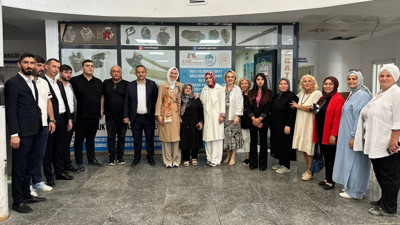 Milletvekili Zeynep Yıldız Çubuk’ta turşu kurdu, sanatı destekledi