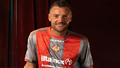 Yeni durağı şaşırttı: Leicester City’nin efsanesinden sürpriz imza!