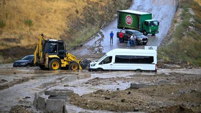 Ankara’da Sağanak Hayatı Felç Etti: Su Baskınları ve Duvar Çökmeleri Yaşandı