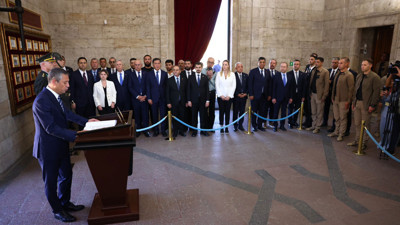 CHP 102 yaşında! Atatürk’ün huzurunda kutlandı