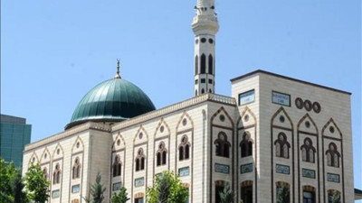 Ankara'da Başyazıcıoğlu Camii, ziyaretçilerin beğenisini topladı
