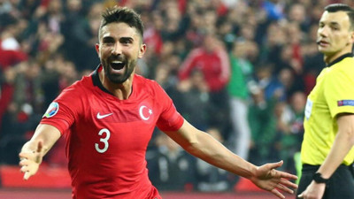 Fenerbahçe formasını 246 kez giyen o sol bek, Amed Sportif Faaliyetler’e imza attı