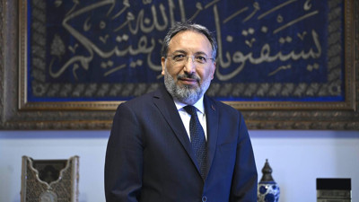 Diyanet İşleri Başkanı Arpaguş'tan Mevlid Gecesi Mesajı: "İnsanlık yeni bir cahiliye girdabına sürükleniyor"