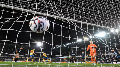 Belçika Ligi’nde 10 gollü düelloya, Emin Bayram damga vurdu!