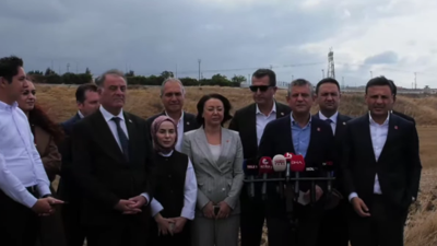 Özgür Özel’den Silivri’de sert çıkış: “12 metrekarelik hücrede dimdik duran bir yiğit var!”