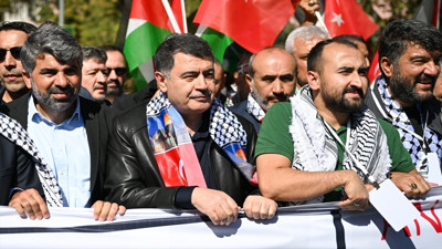 Ankara'da "Gazze Kararlılık Yürüyüşü" Düzenlendi