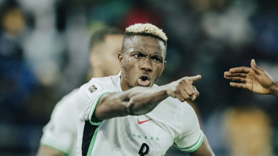 Osimhen’den 51 dakikada 3 gol