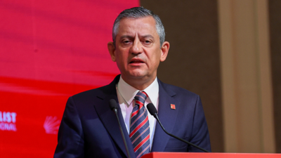 Özgür Özel Manisa’dan seslendi: “Bu yürüyüş Türkiye’yi iktidara taşıyacak”