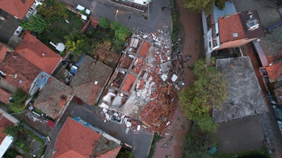 Balıkesir'i vuran depremin bilançosu gün ağarınca ortaya çıktı: Hasar ve enkazlar böyle görüntülendi